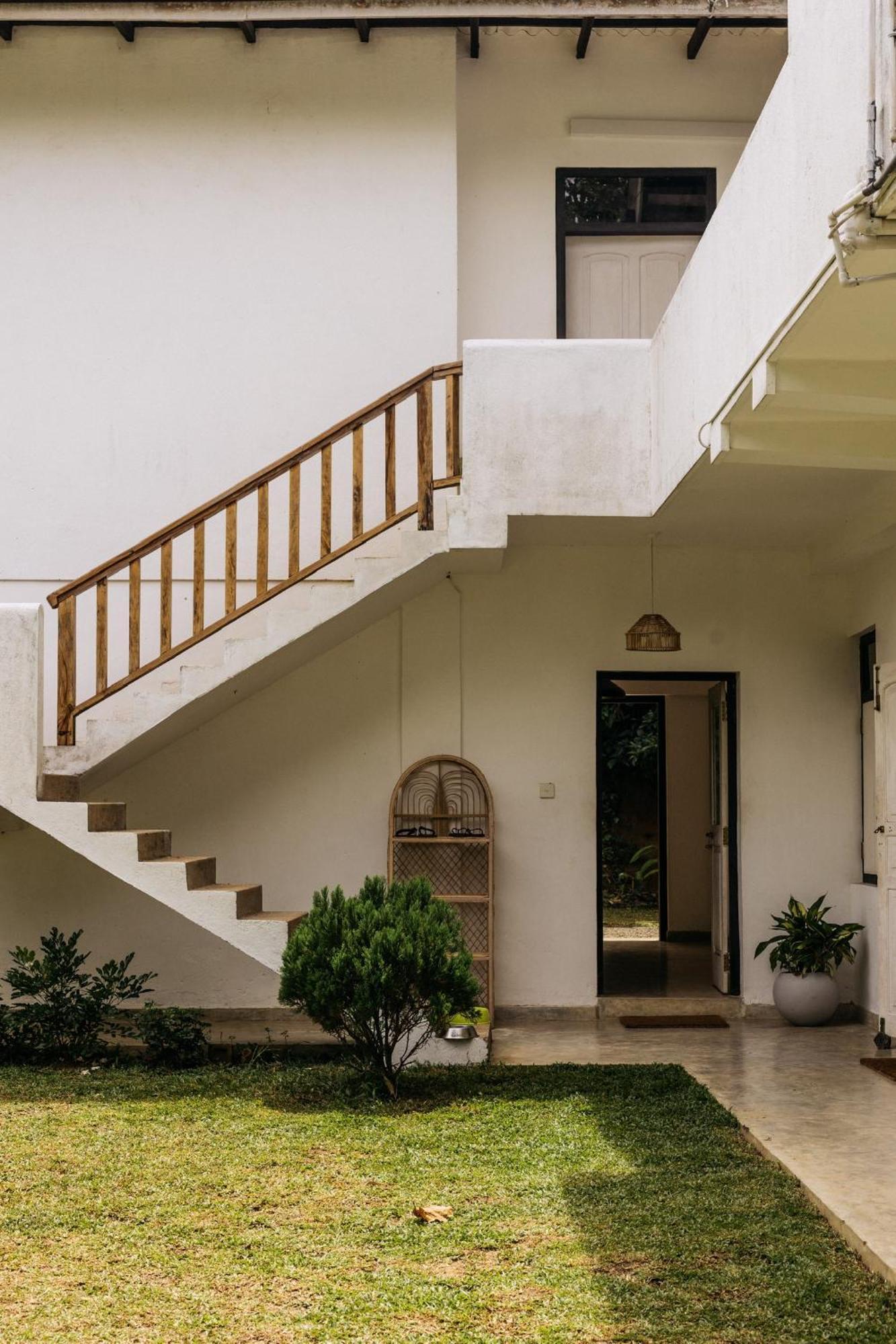 מלון דיקוולה Watu House מראה חיצוני תמונה