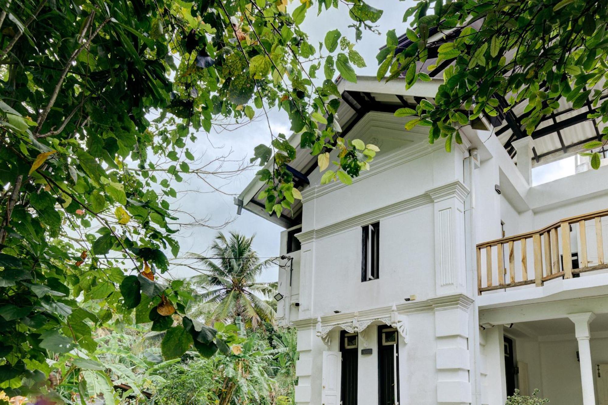 מלון דיקוולה Watu House מראה חיצוני תמונה